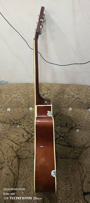 Acoutic Guitar With Bag And Accessories 1