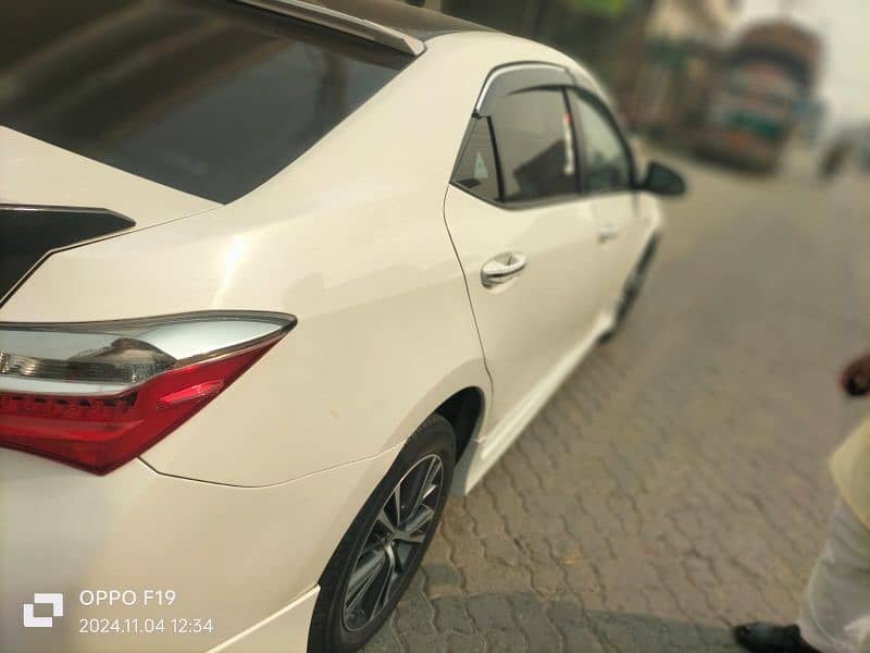 Toyota Corolla Altis 2021 4