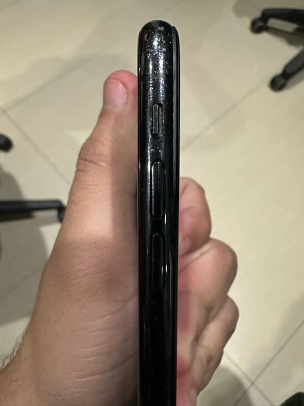 iphone xs max 256 gb black colour non pta LLA 6