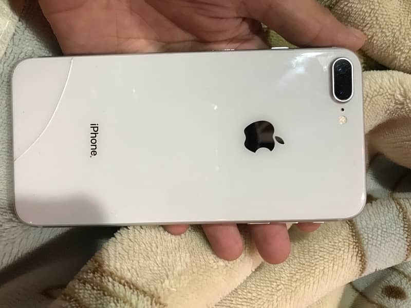 iPhone 8 Plus 64 gb approved 3