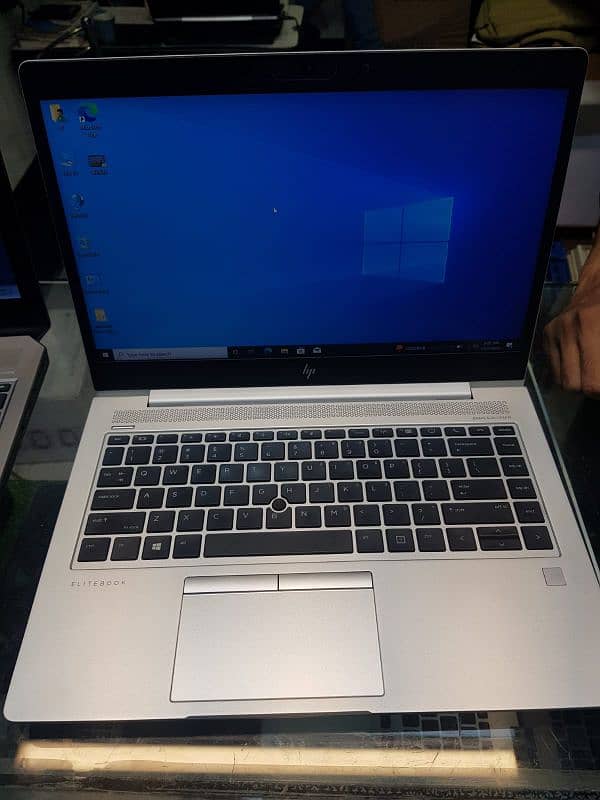 HP Elitebook 745 g6 0