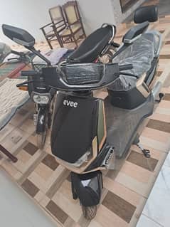 EVEE GenZ electric scooty