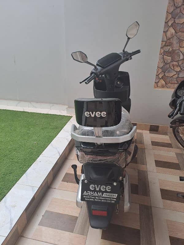 EVEE GenZ electric scooty 2