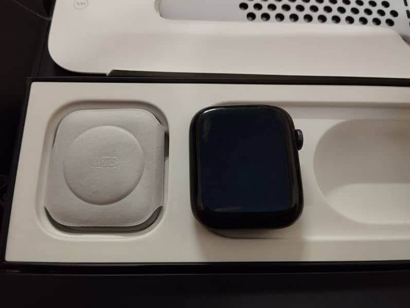 Apple Watch Series 6 Nike Special Edition 44 MM 0