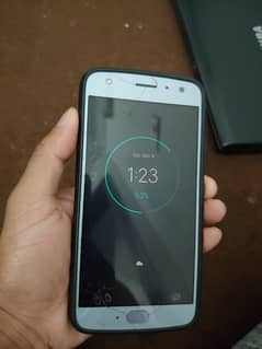 Motorola moto x4 for lite gaming and home or kids use