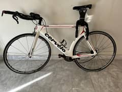 it’s cervelo P3 2012 model.