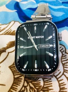 Watch 9 max with box and magnetic charger zero condition watch