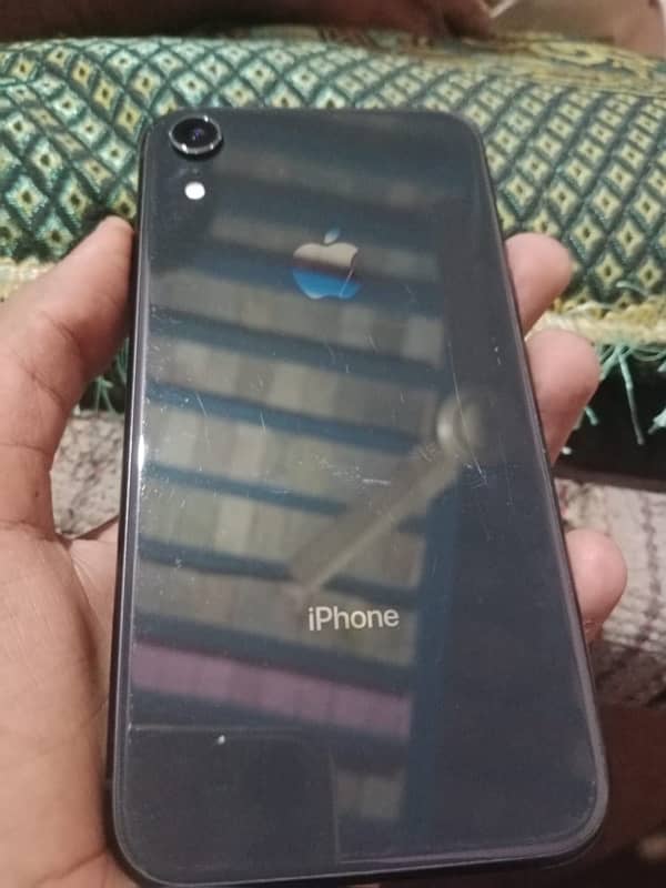 iphone XR 0