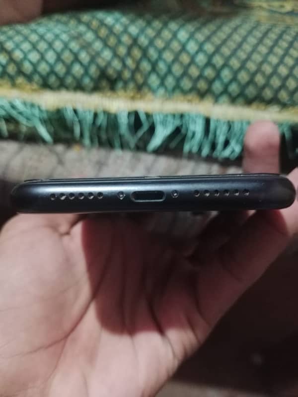 iphone XR 3