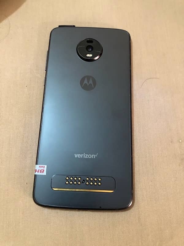 motorola z2 force 2