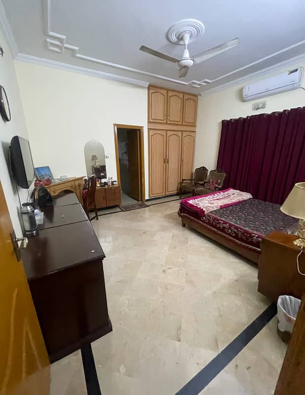 10 marla 6bed full house for rent in pakistan town phase 2 3