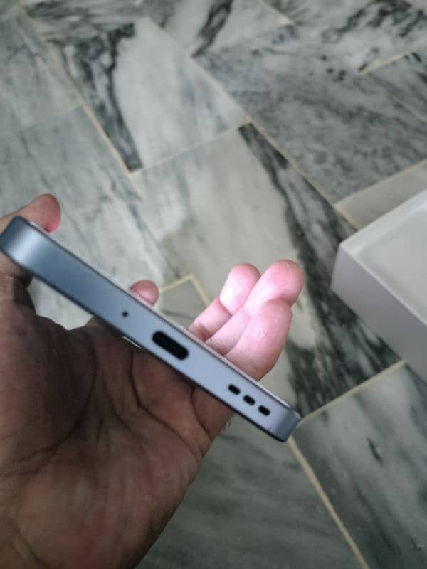 Oppo Reno 11f mobile for sale complete saman hai 1