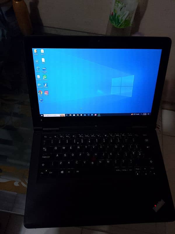 Lenovo Thinkpad {DESKTOP-Q4QMDJ} 8