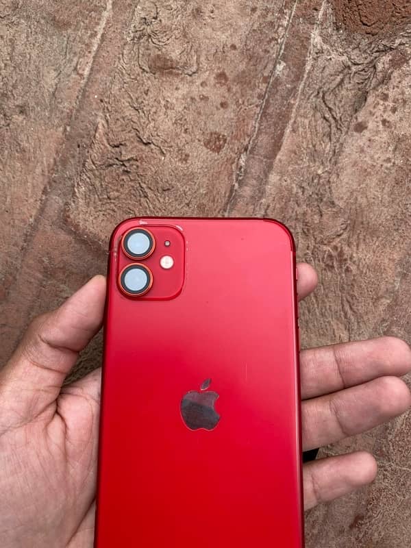 Used Red iPhone 11 (256 GB) – PTA Approved, 8/10, 71% Battery 4