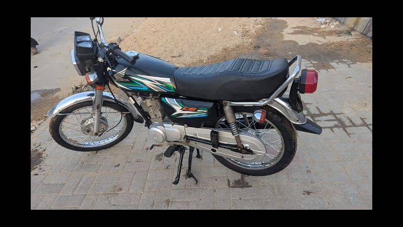 Honda CG 125 2023 1