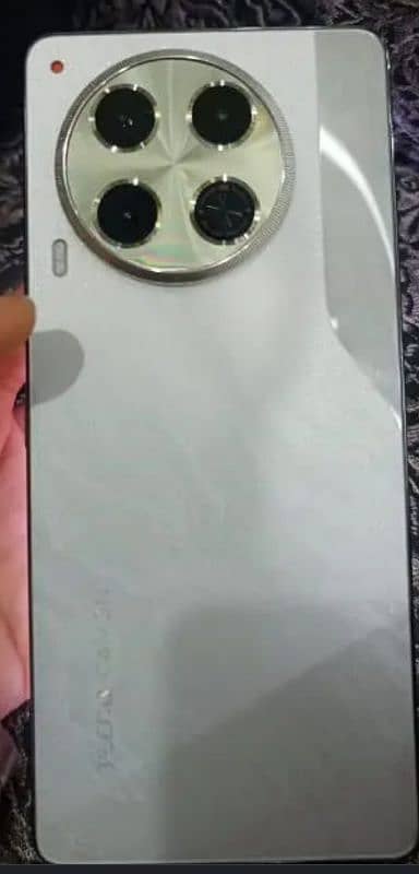 Tecno Camon 30 8Gb/256Gb 3