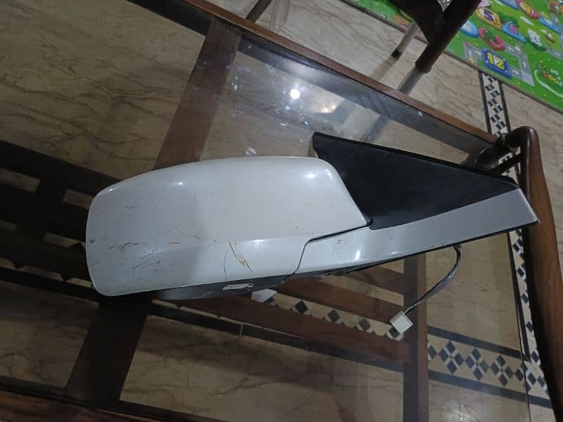 Suzuki swift side mirror. Right side only. 1