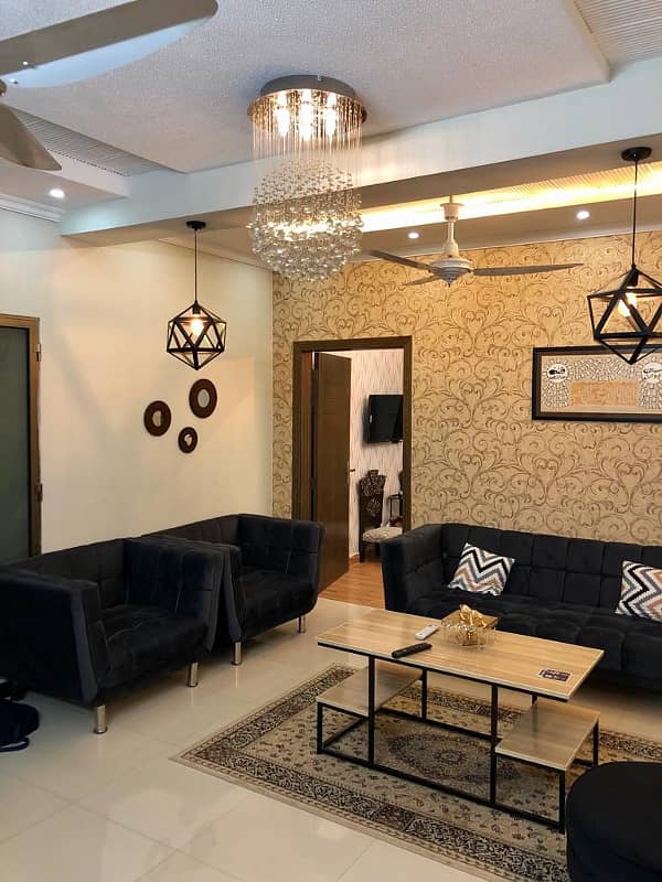 Par day short time furnished apartment available 7