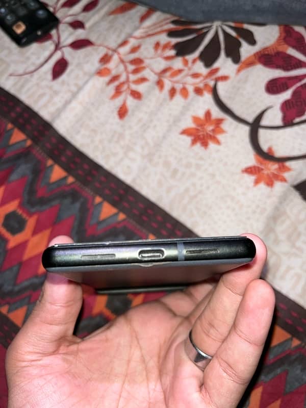 Google Pixel 6 8/128 Condition 10/10 6