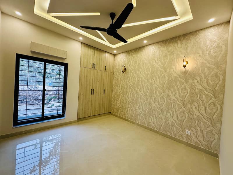 5 Marla Brand New Modern Design House Available For Sale in State Life Housing society phase 1 Lahore 6