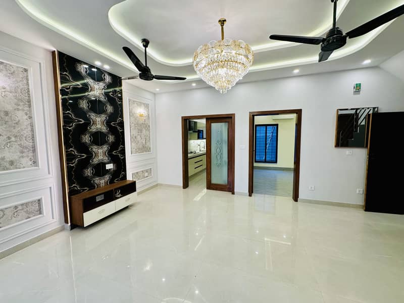 5 Marla Brand New Modern Design House Available For Sale in State Life Housing society phase 1 Lahore 25