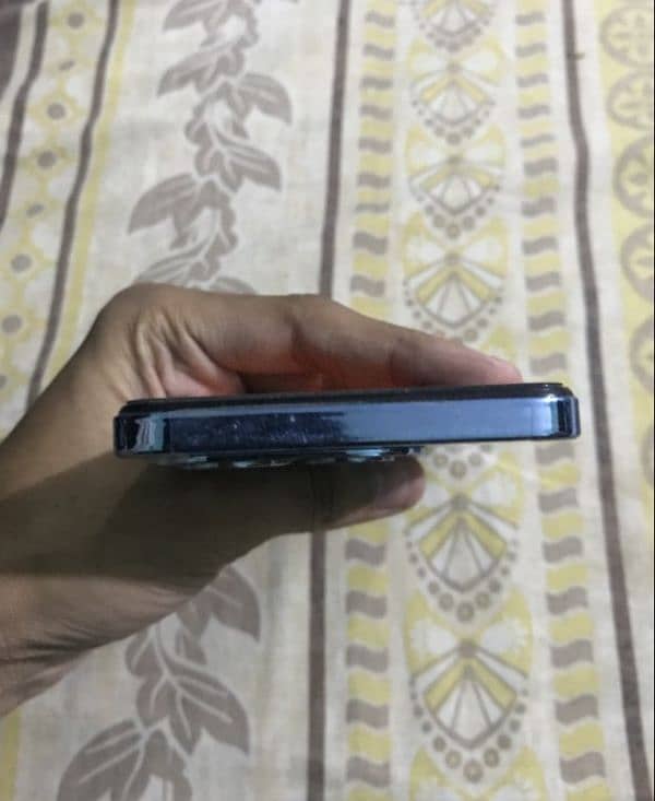 Infinix Hot 40 i New Condition 8/128 3