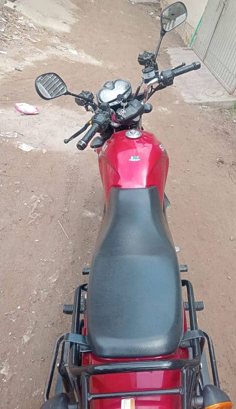 03036578890 Suzuki 150 1st owner bike like new  in very good condition 0