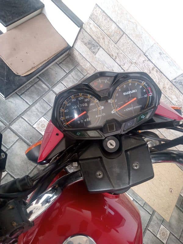 03036578890 Suzuki 150 1st owner bike like new  in very good condition 4