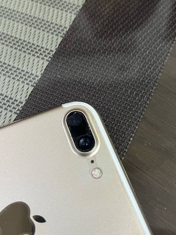 iphone 7 plus (32gb) (pta aproved) 2