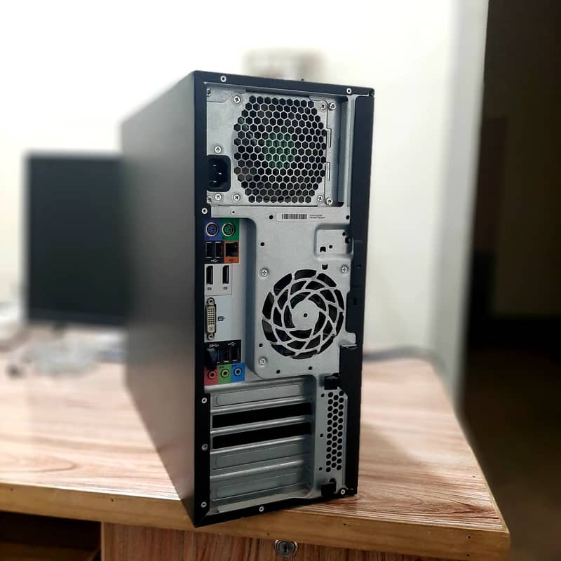 HP Workstation PC Z230 || Core i7 || 4th Generation 1