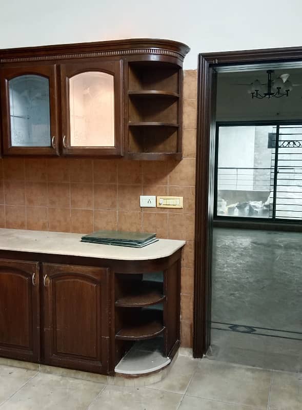 12 Marla Upper Portion For Rent At The Prime Location In Saddar Officer Colony 5