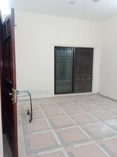 6 Marla Separate Upper Portion For Rent At The Prime Location In Saddar Officer Colony