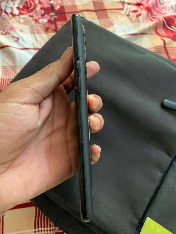 one plus 9pro 12 256gb 10/10 1