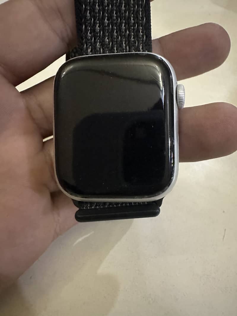 Apple Watch 8 series 45mm Aluminium 5