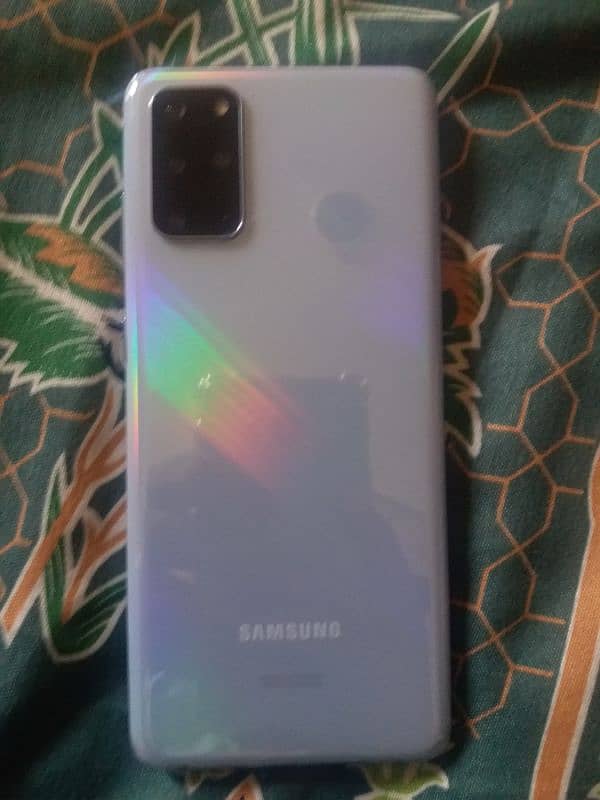 Samsung S20 Plus 3