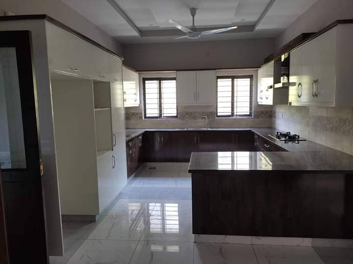 14 Marla Brand New House For Rent 3