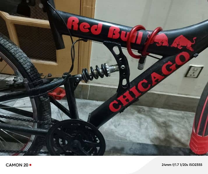 Red Bull Mountain Bicycle with 7+3 gears 5