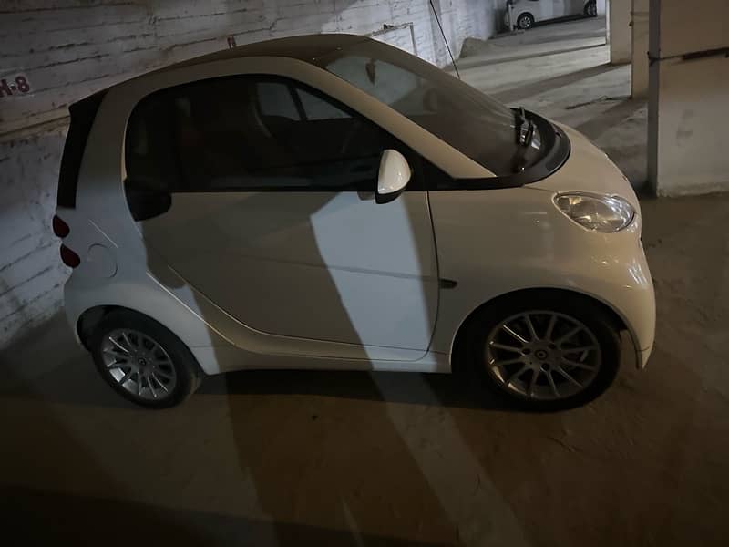 Mercedes Smart 2011 1