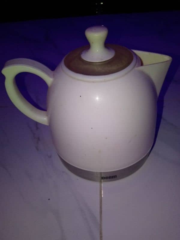 Deem Tea Maker 1