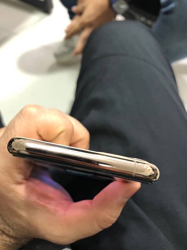 iphone 11 pro 256gb factory unlock non pta 4