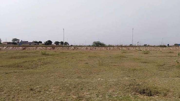 A prime location 1 Kanal plot located in a highly sought-after area, perfect for building your dream home or investment purpose. 1