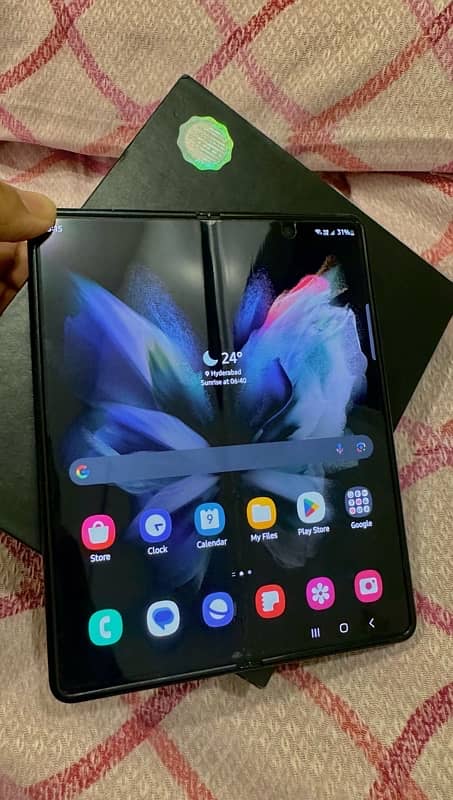 SAMSUNG GALAXY Z FOLD3 5G 256 GB OFFICIAL PTA APPROVED PHANTOM GREEN 7