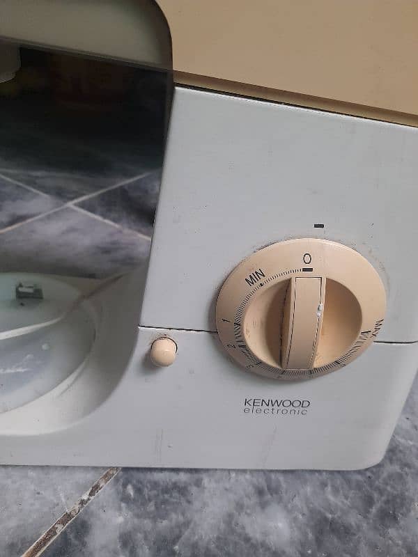 Kenwood food factory Dough maker machine cum juicer made in England 7