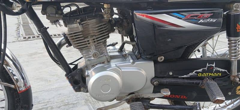 Honda 125 in good condition 6