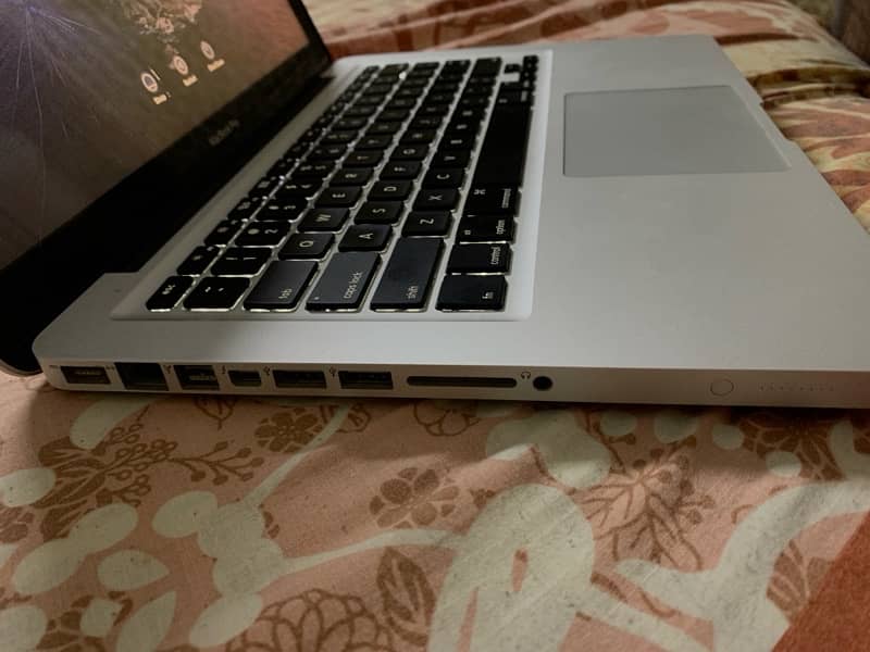 Macbook pro 2012 (mid) core i5 8/128gb read ad 3