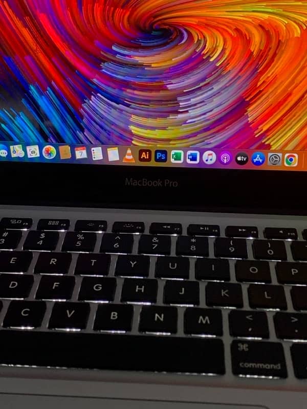 Macbook pro 2012 (mid) core i5 8/128gb read ad 7