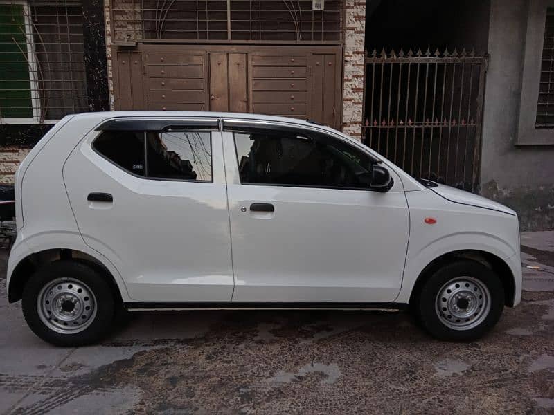 Suzuki Alto 2022 16