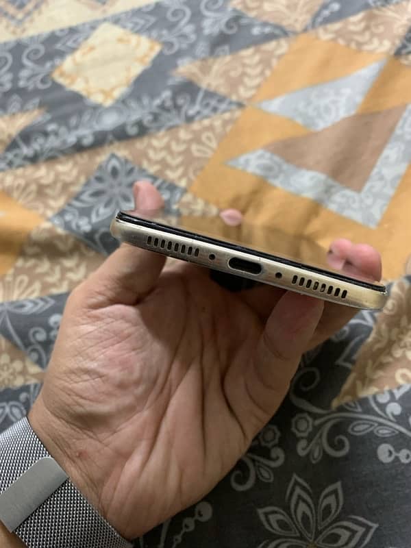 huawei mate 9 non pta 4/64gb read ad 4