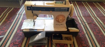 Orignal Singer sewing machine for sale.