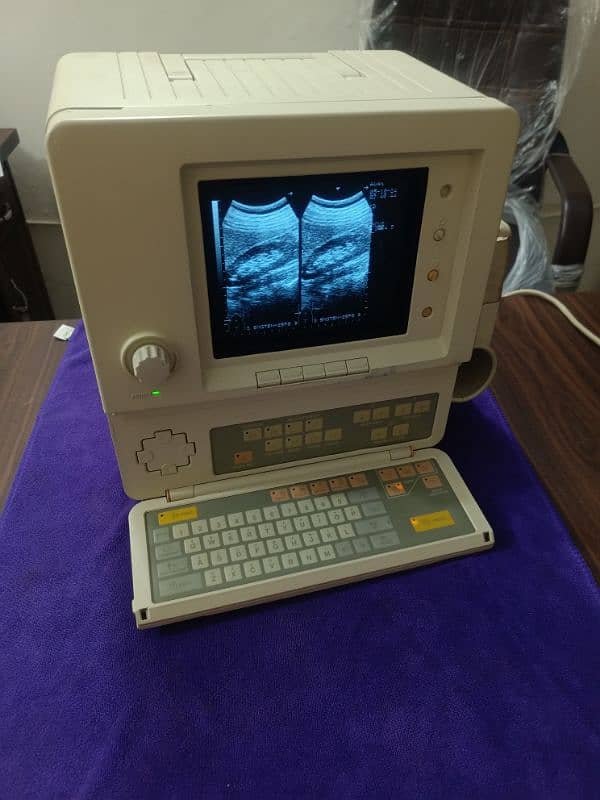 Japanese & China Ultrasound Machine's 7